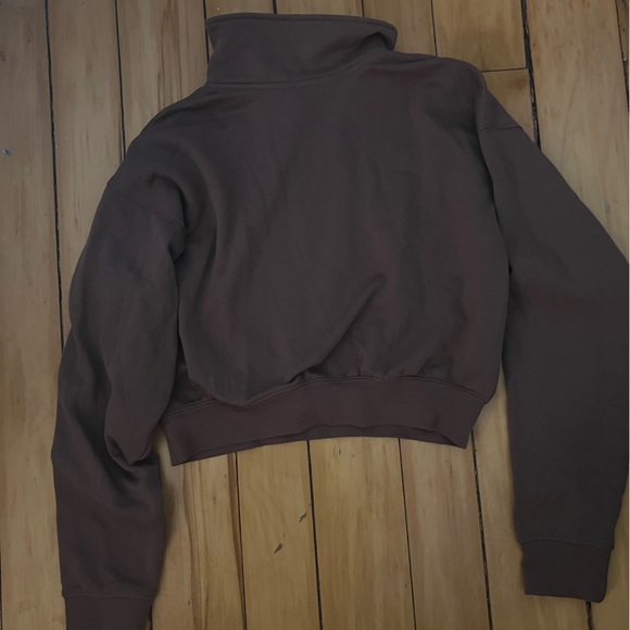 cropped brown 1/4 zip sweater - Picture 2 of 3